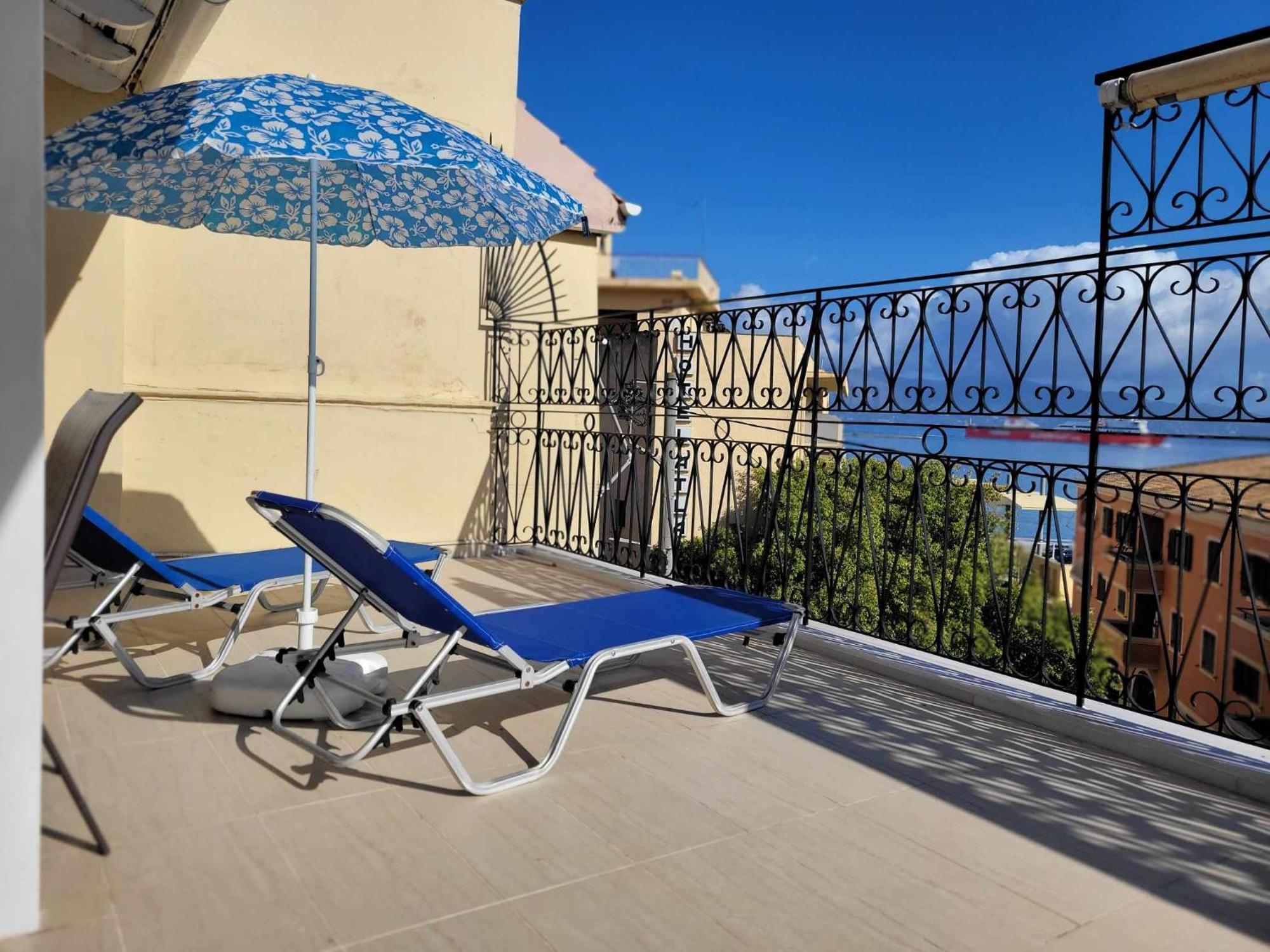 Kiki's Penthouse Apartment Corfu  Bagian luar foto